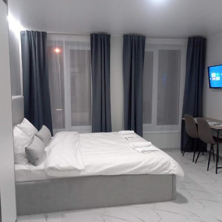 לבוב Pure Apartments Vip 4 מראה חיצוני תמונה