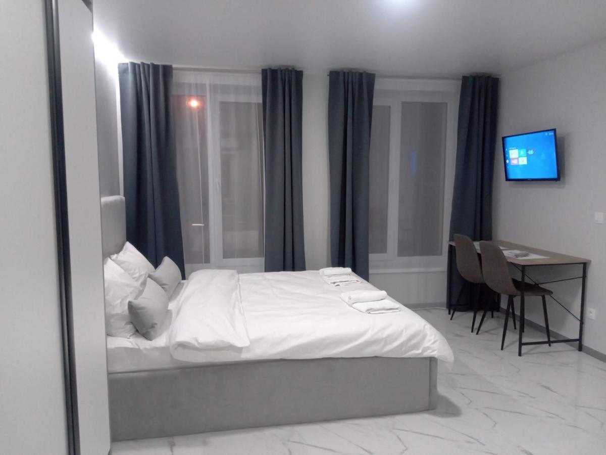 לבוב Pure Apartments Vip 4 מראה חיצוני תמונה