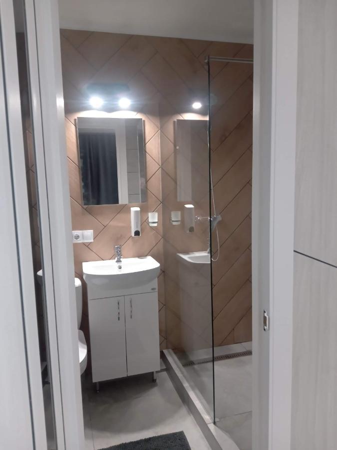 לבוב Pure Apartments Vip 4 מראה חיצוני תמונה